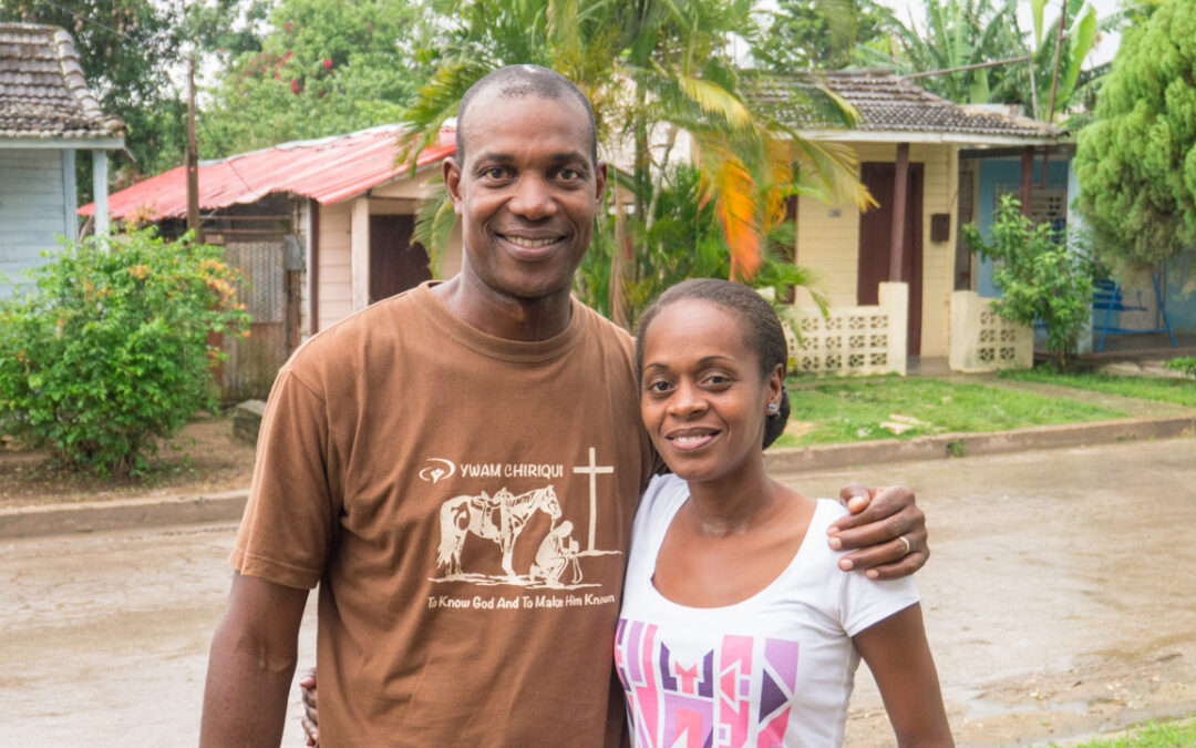 Joshua and Ana – Florida, Cuba